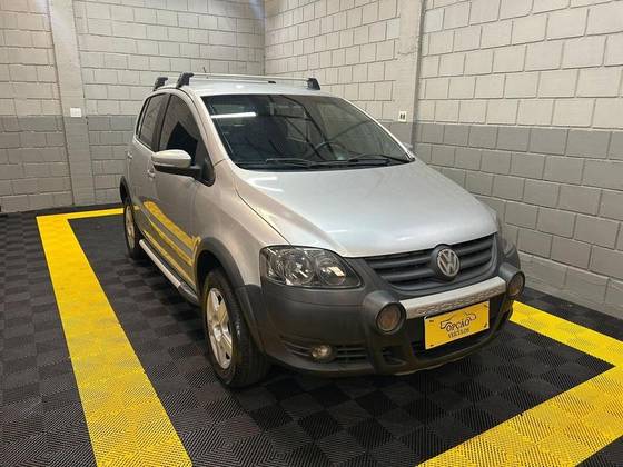 VOLKSWAGEN CROSSFOX 1.6 MI FLEX 8V 4P MANUAL